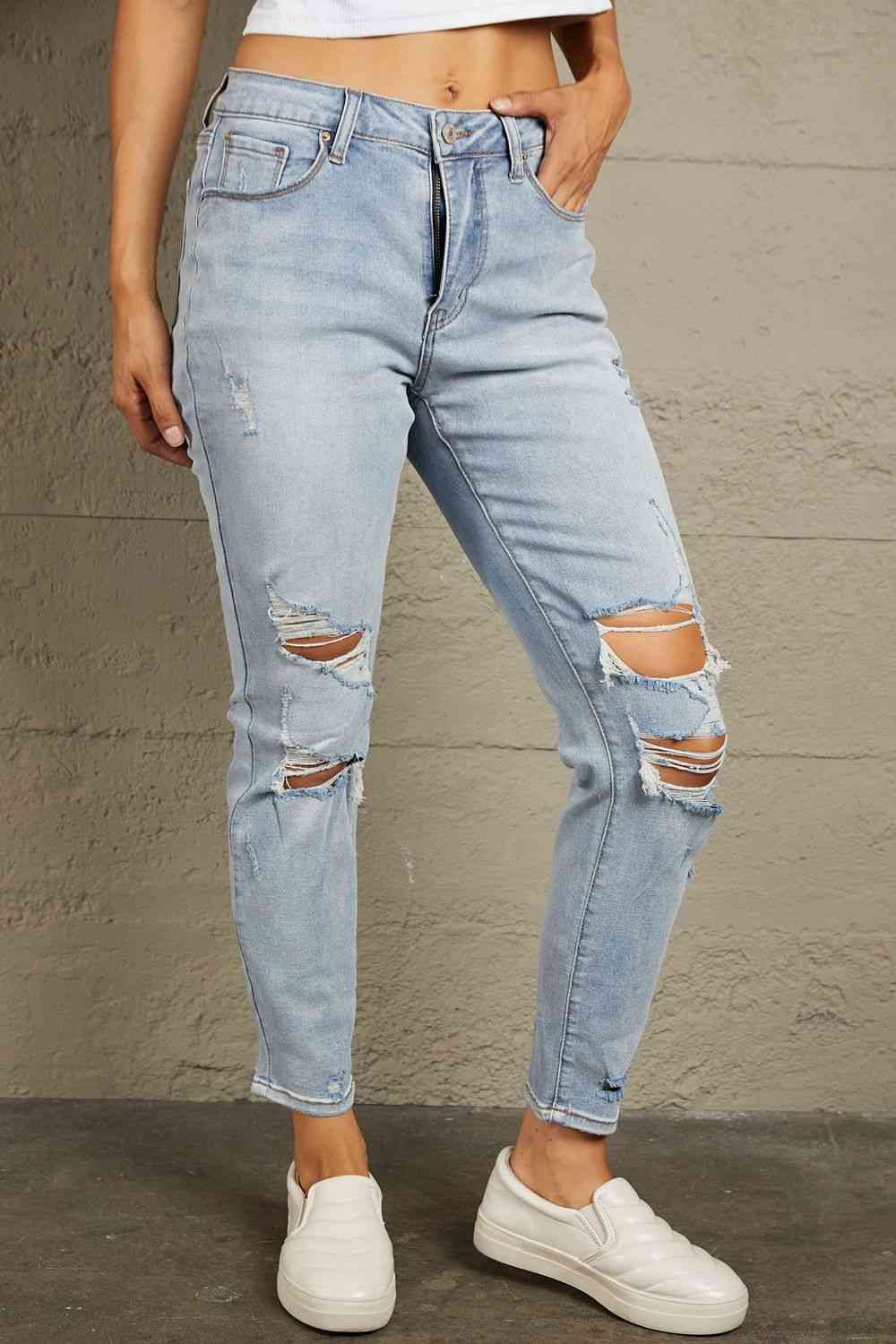 Baeful Distressed Straight Legs with Pockets