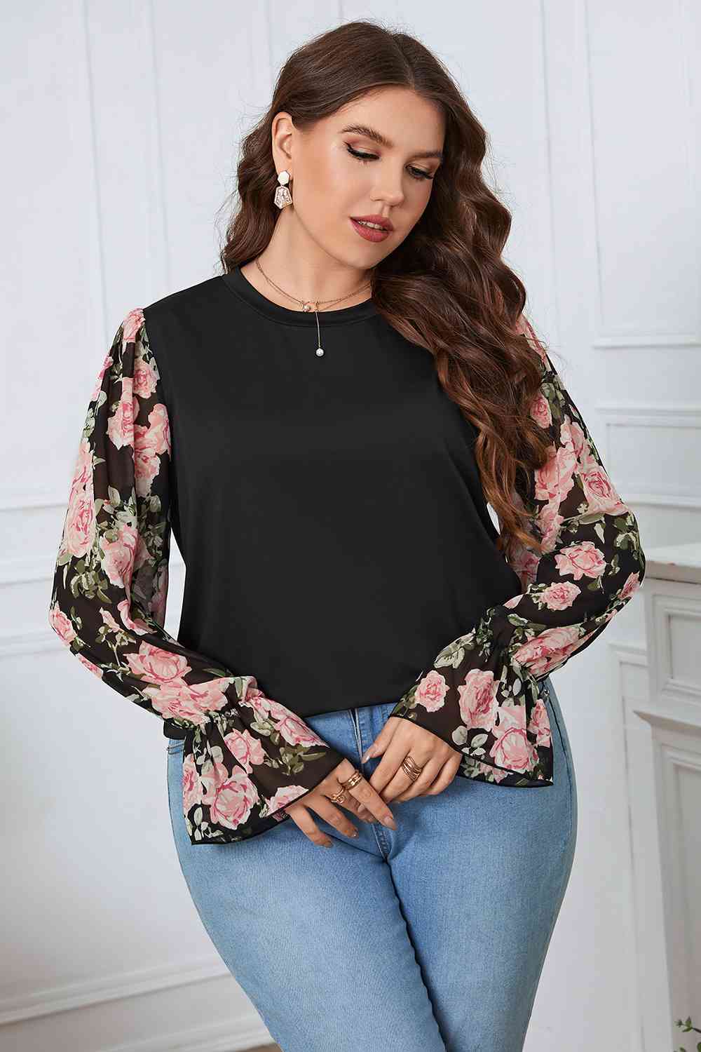 Plus Size Floral Flounce Sleeve Blouse