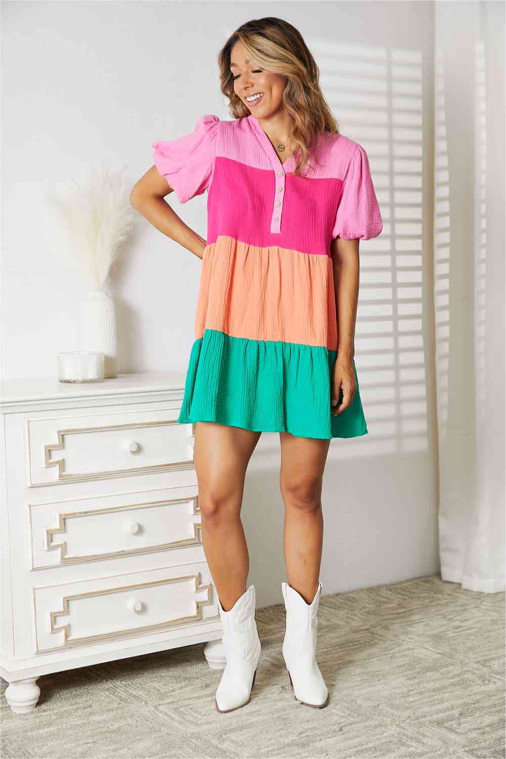 Color Block Buttoned Puff Sleeve Dress