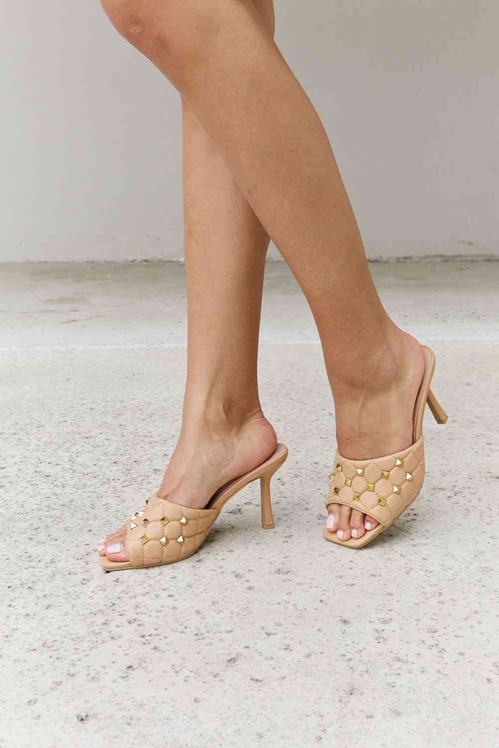 Square Toe Quilted Mule Heels in Nude