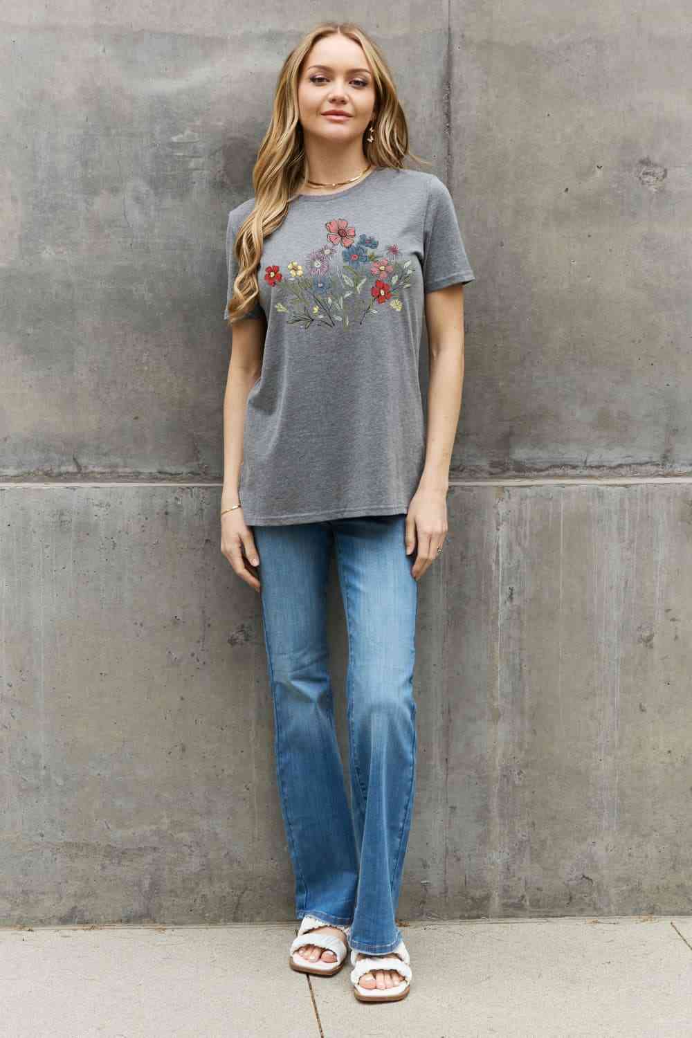 Simply Love Simply Love Full Size Flower Graphic Cotton Tee