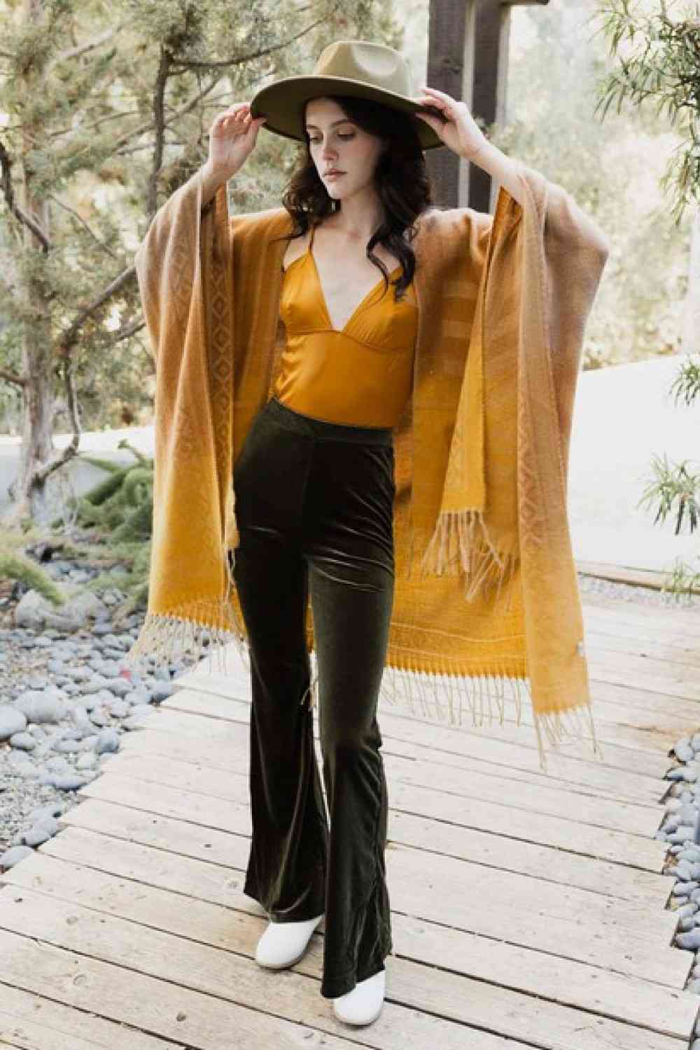 Desert Ambiance Colorblend Tassel Trim Poncho