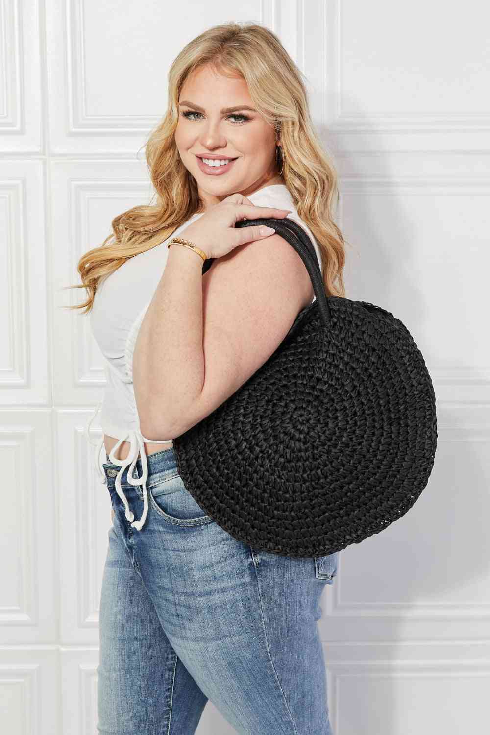 Beach Date Straw Rattan Handbag in Black