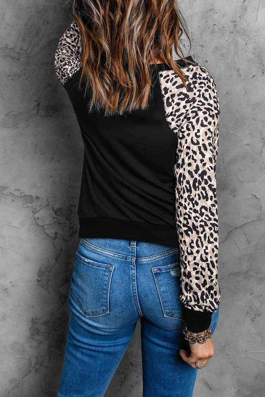 HELLO FALL Graphic Leopard Sweatshirt