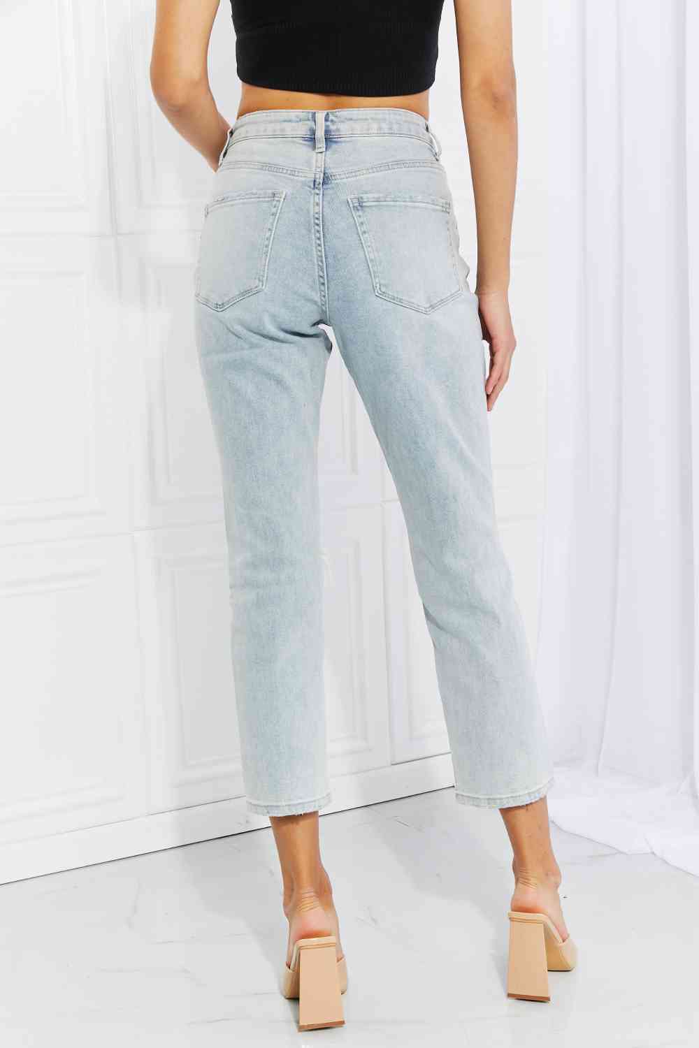 Stand Out Distressed Cropped Jeans