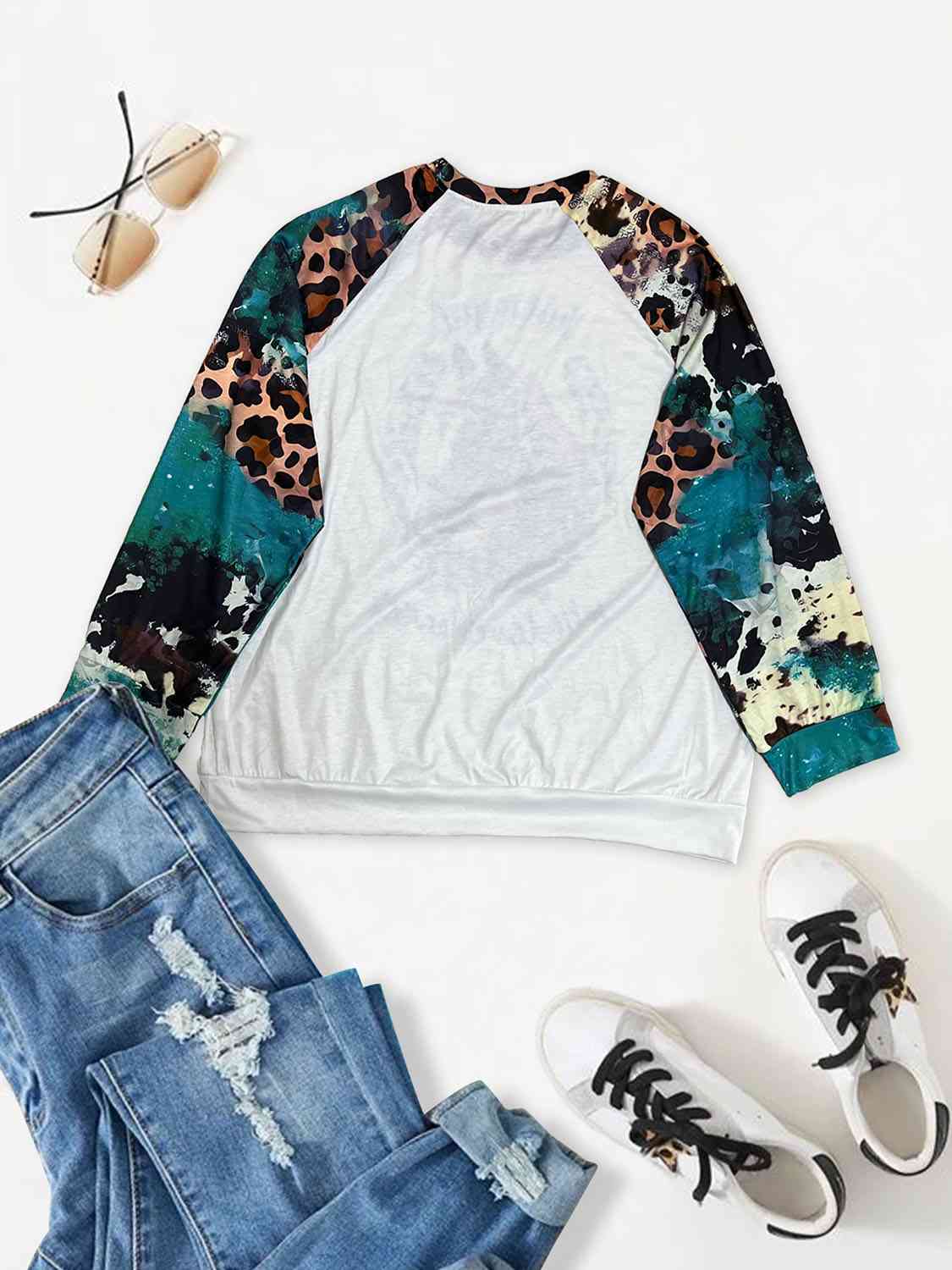 Plus Size Printed Raglan Sleeve Graphic T-Shirt