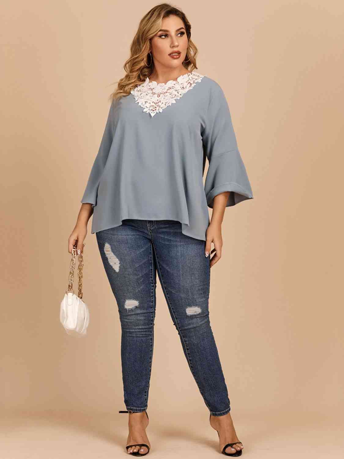 Plus Size Contrast Spliced Lace Three-Quarter Sleeve Blouse