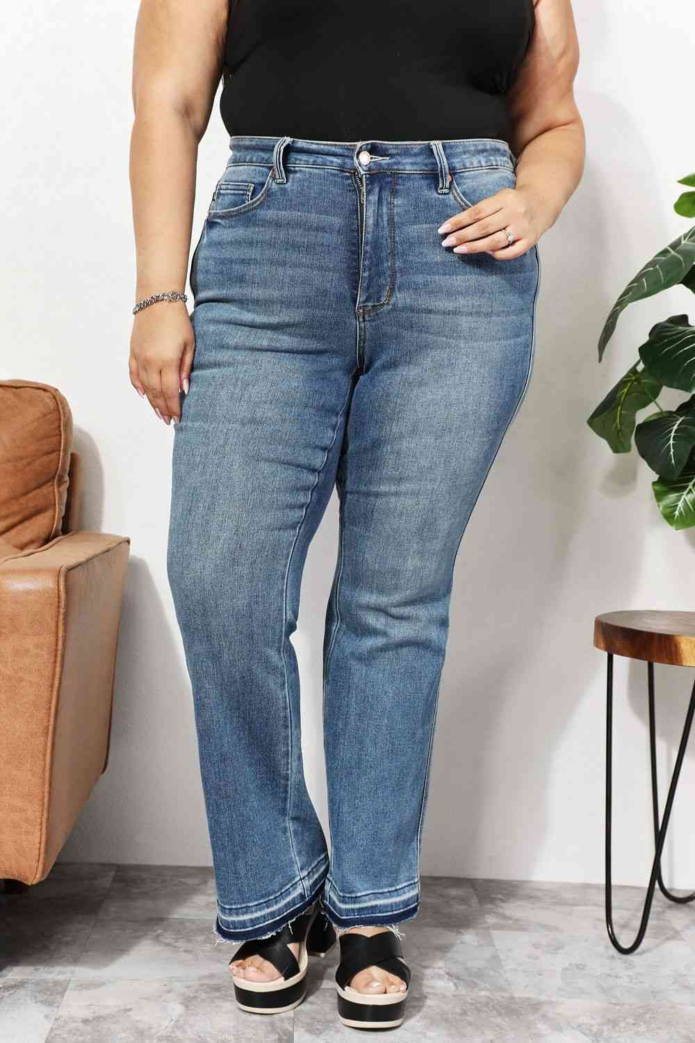 High Waist Jeans with Pockets