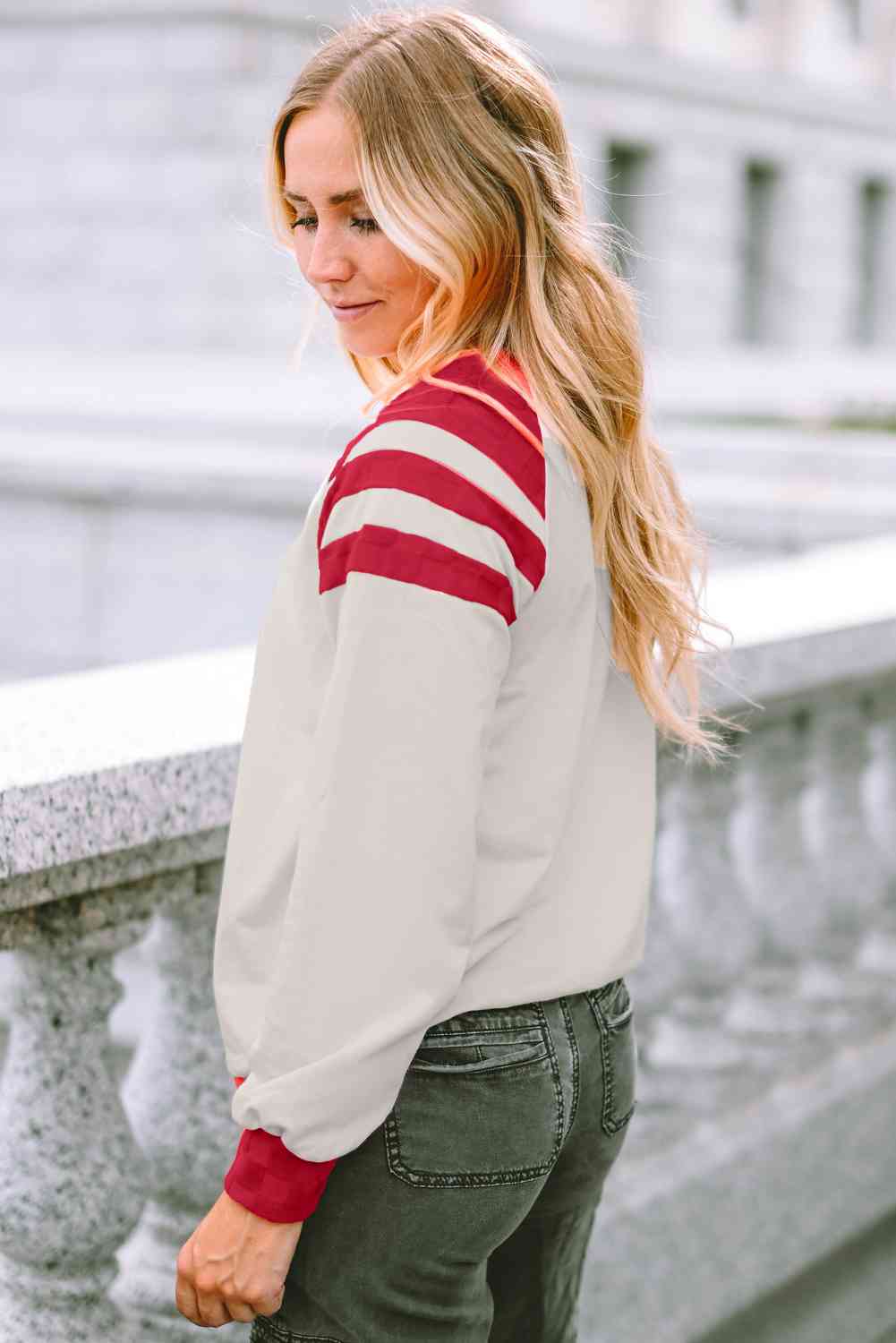 Contrast Round Neck Long Sleeve Sweatshirt