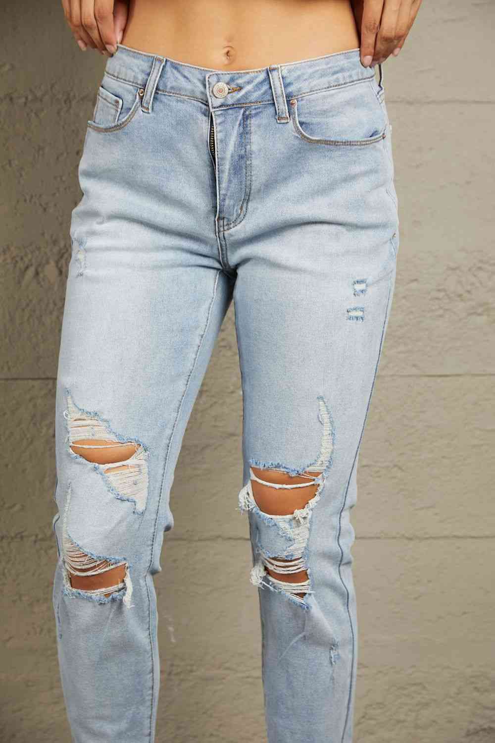 Baeful Distressed Straight Legs with Pockets