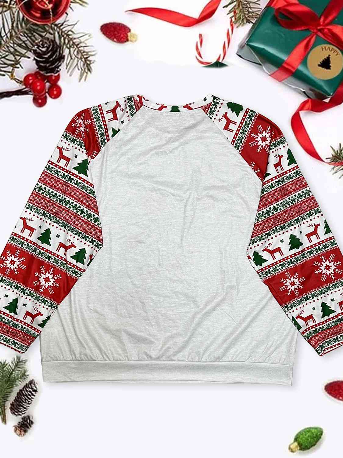 Plus Size Reindeer Graphic Long Sleeve T-Shirt