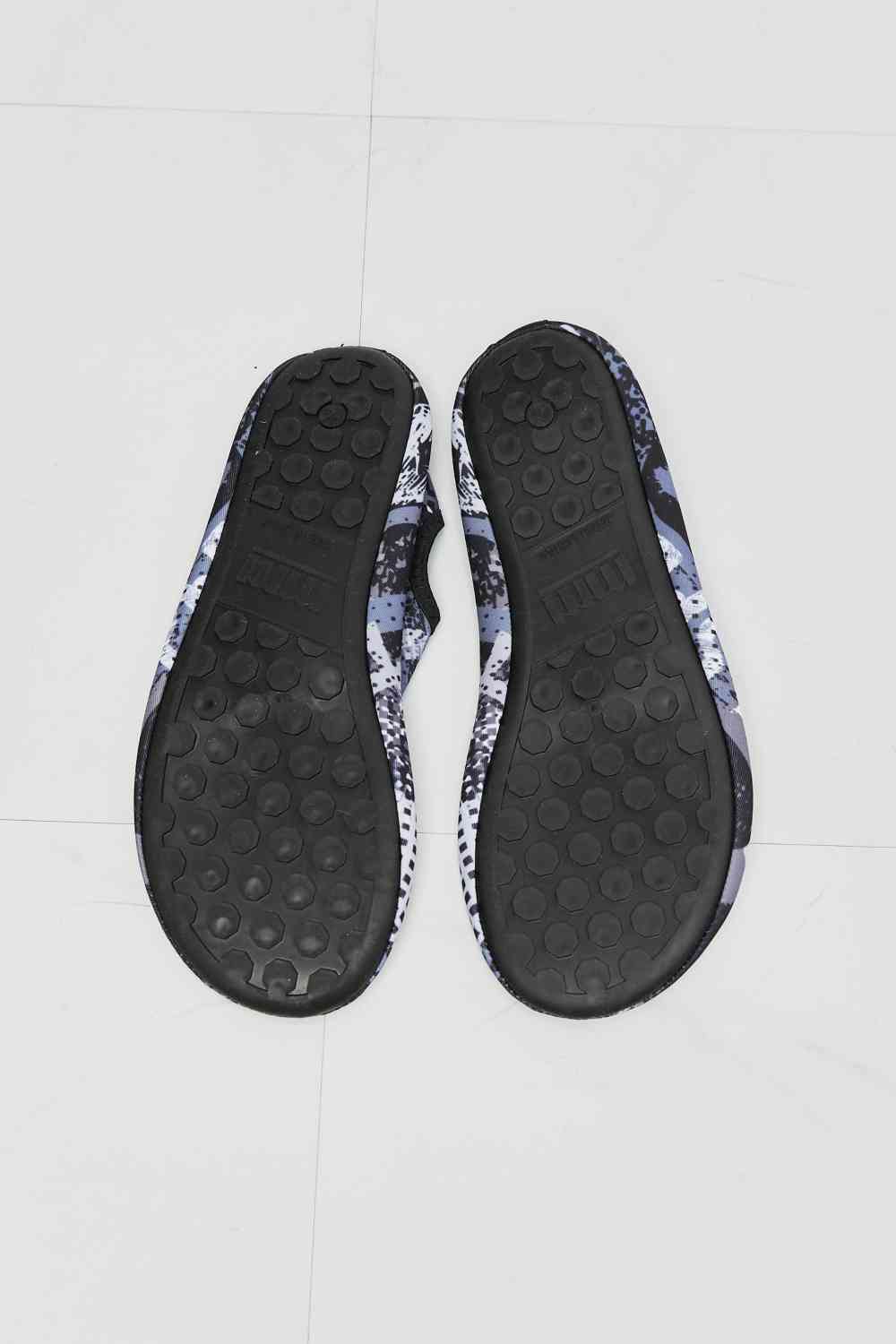 On The Shore Water Shoes in Black Pattern