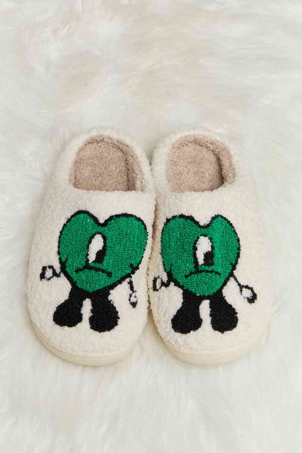 Love Heart Print Plush Slippers