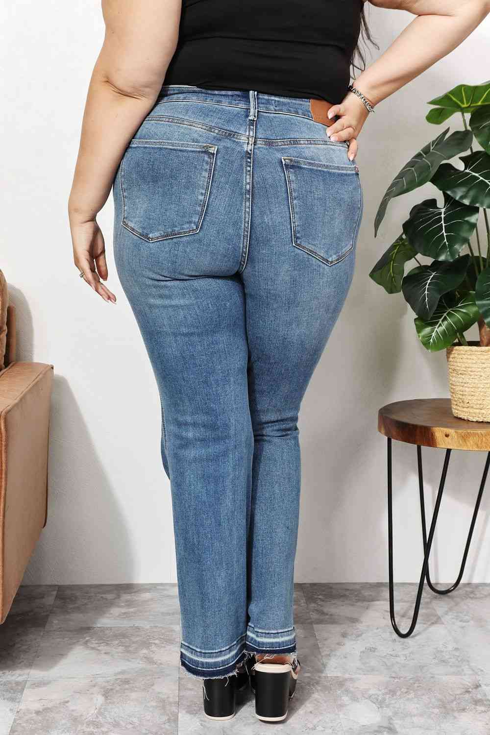 High Waist Jeans with Pockets