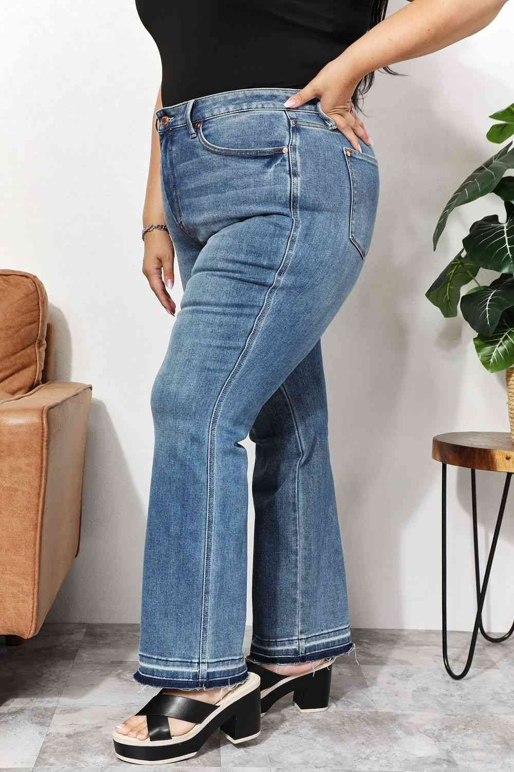 High Waist Jeans with Pockets