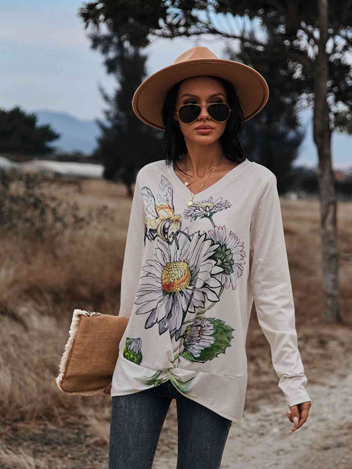 Floral Print Twisted V-Neck Long Sleeve Tee