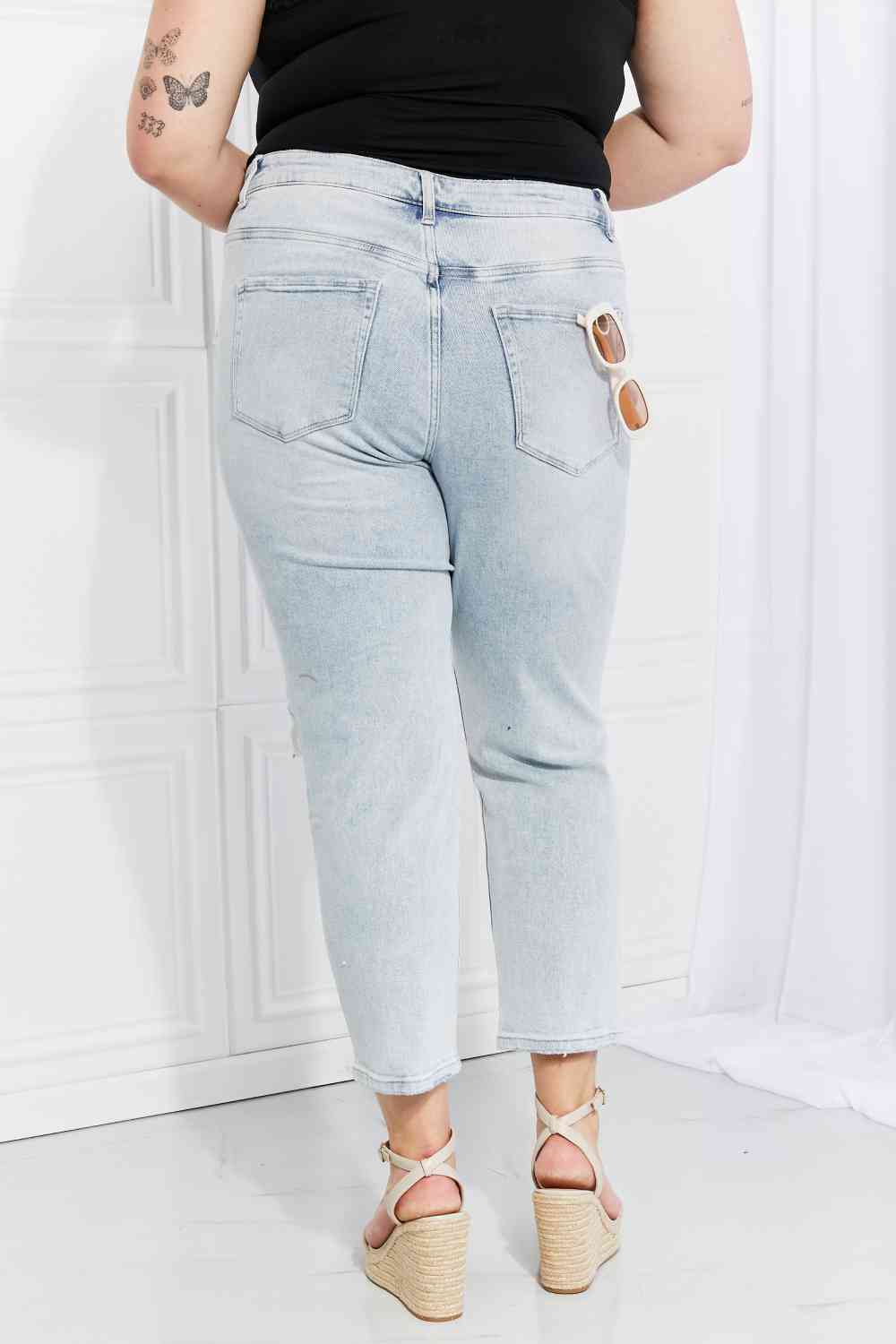 Stand Out Distressed Cropped Jeans