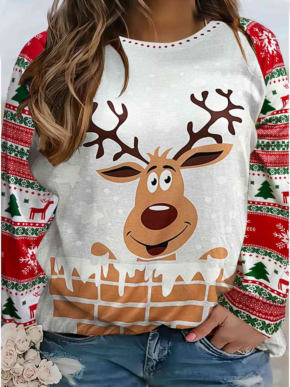 Plus Size Reindeer Graphic Long Sleeve T-Shirt